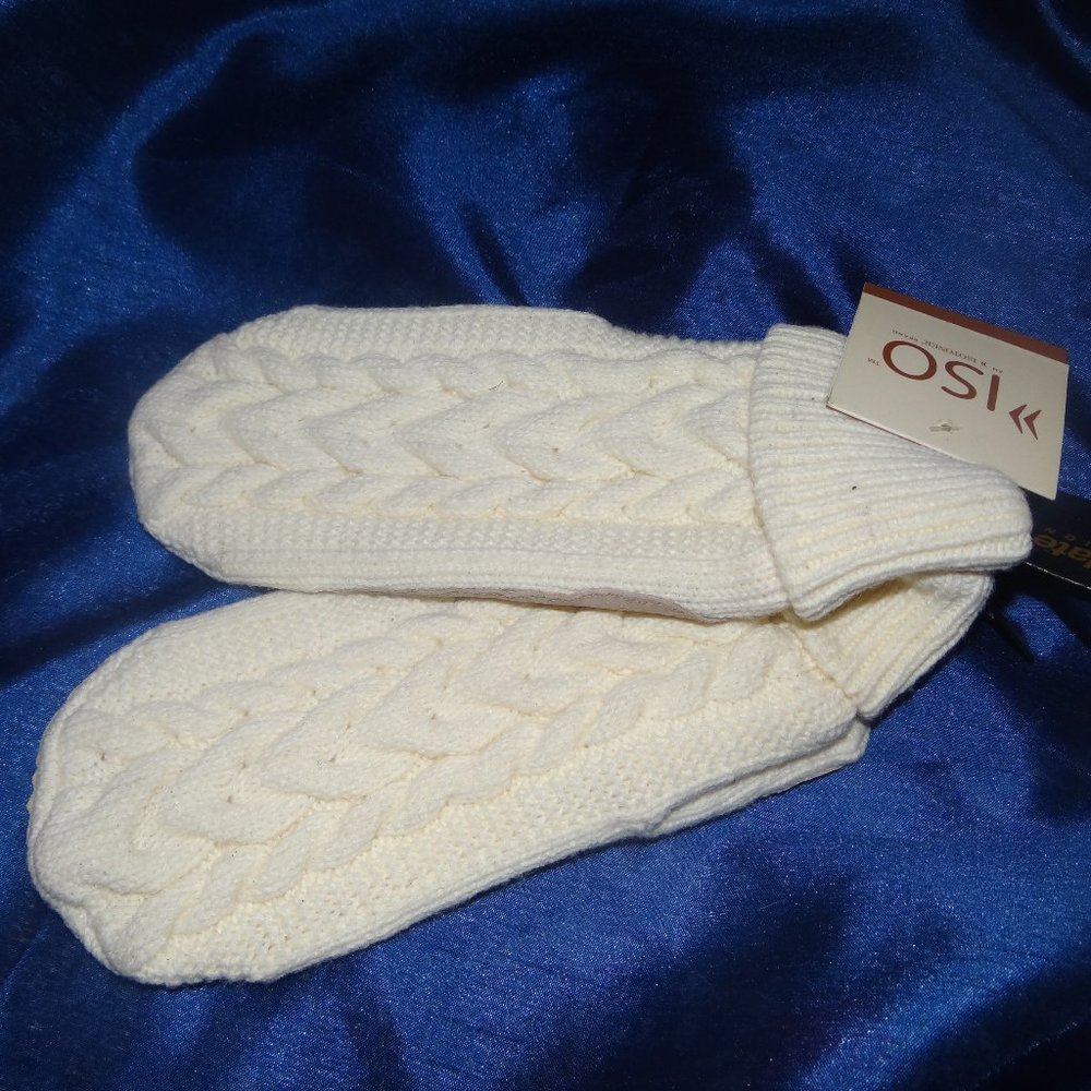 ISO Knit Gloves in Ivory (Brand New)